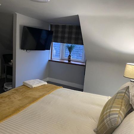 Commercial Hotel Insch Екстер'єр фото
